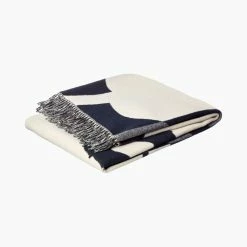 Marimekko Suur Unikko Blanket
