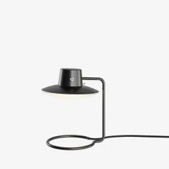Louis Poulsen AJ Oxford Table Lamp -Vitra Shop 55957 56779 AJ Oxford Low Cover 01D 2 5 91585.png