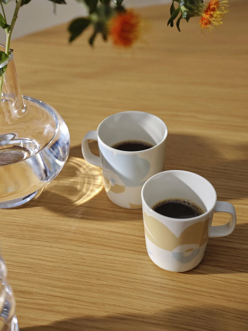 Marimekko Oiva Suur Unikko Mug Set Of 2 2 Marimekko Oiva Suur Unikko Mug Set Of 2 - Image 2