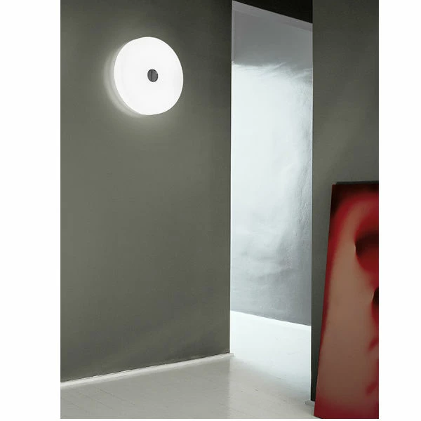 Flos Mini Button Wall Light Polycarbonate 3 Flos Mini Button Wall Light Polycarbonate - Image 3