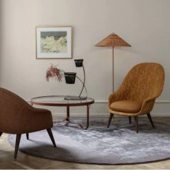 Gubi 9602 Floor Lamp 7 Gubi 9602 Floor Lamp -Vitra Shop Gubi 9602 Floor Lamp Lifestyle 3