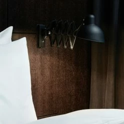 Fritz Hansen Kaiser Idell 6718-W Scissor Lamp -Vitra Shop Kaiser Idell 6718 W Scissor Lamp ifestye2