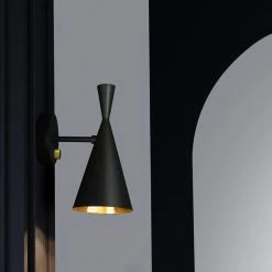 Tom Dixon Beat Wall Light Black 9 Tom Dixon Beat Wall Light Black -Vitra Shop Tom Dixon Beat Wall Light Lifestyle 2