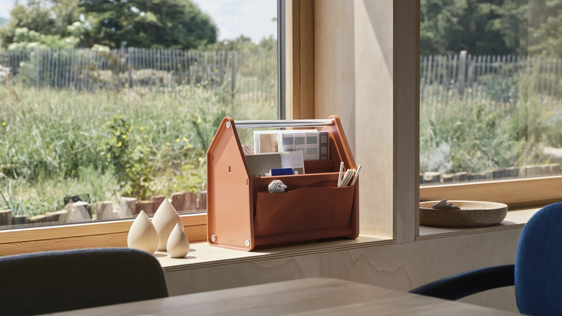 Front Page -Vitra Shop Vitra16