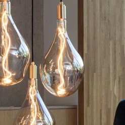 Tala Voronoi III LED Light Bulb 6 Tala Voronoi III LED Light Bulb -Vitra Shop Voronoi III LED Designer Lightbulb