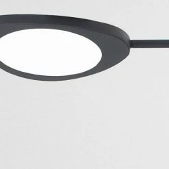 Muuto Leaf Floor Lamp -Vitra Shop leaf floor lamp detail