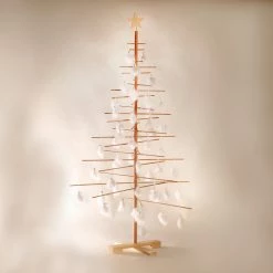 Minima. Wooden Christmas Tree 19 Minima. Wooden Christmas Tree -Vitra Shop minima. wooden christmas tree light scaled 1