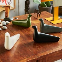 Vitra L’Oiseau Ceramic Bird 5 Vitra L’Oiseau Ceramic Bird -Vitra Shop vitra bouroullec l oiseau ceramic group